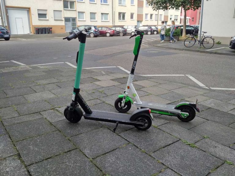 TIER vs. lime EScooter in Bonn Vergleich + Gutscheine für Freifahrten