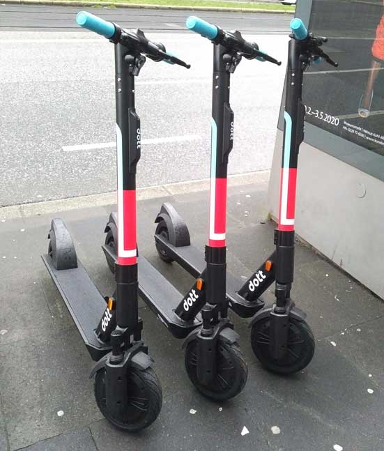 3 Dott E-Scooter in Bonn
